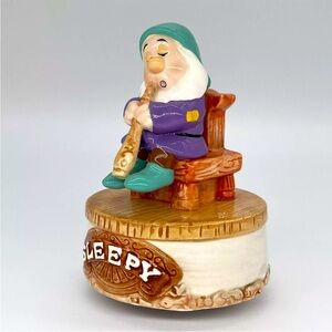Schmidt Disney Sleepy’s Music Box